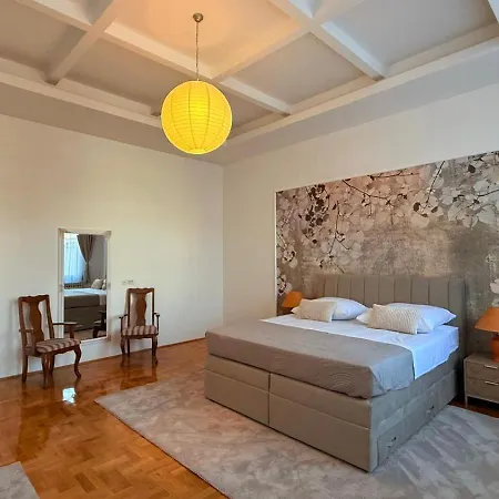 Dar Apartment *
